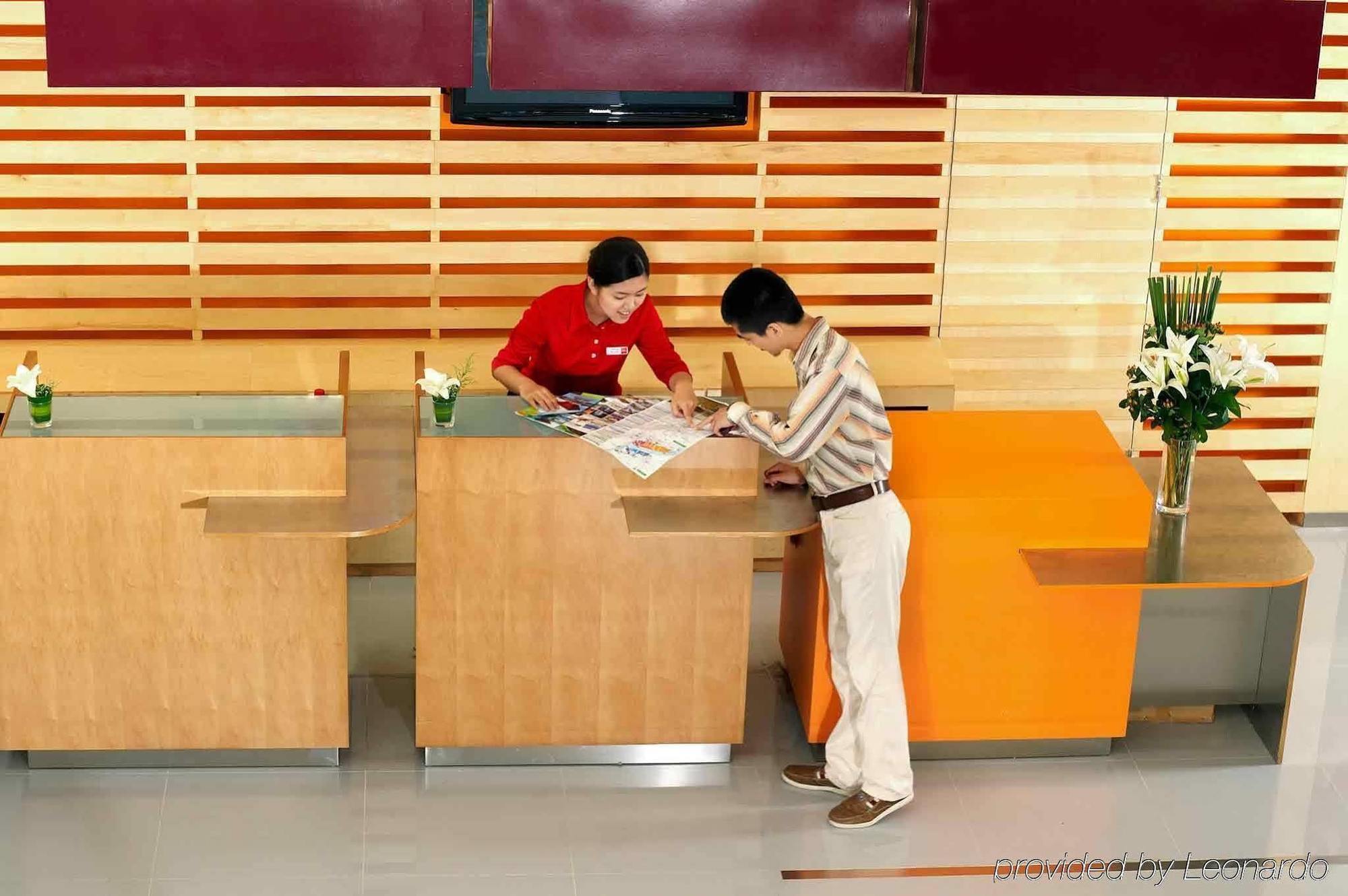 Hotel Ibis Xujiahui